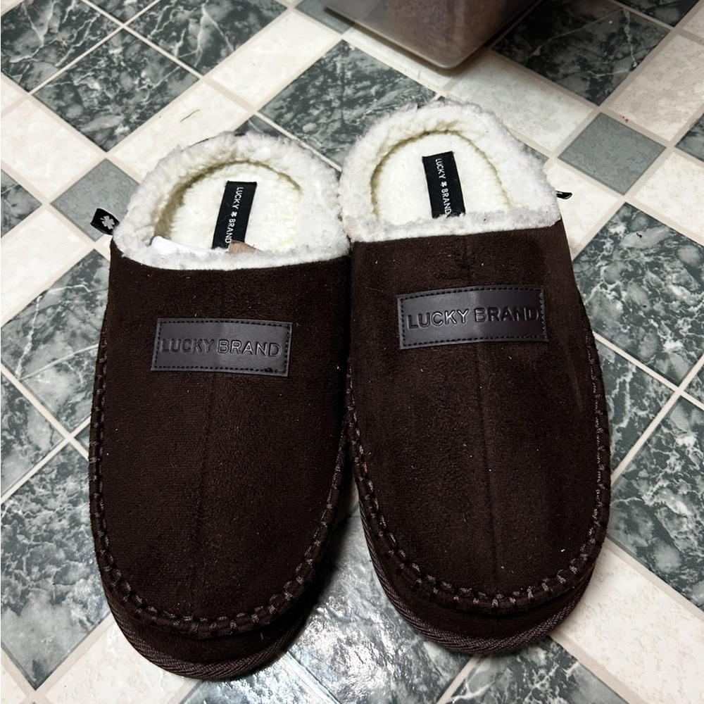NEW Lucky Brand Men's memory foam slip-on clog Slippers - Picture 2 of 5